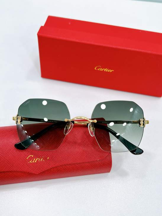 Picture of Cartier Sunglasses _SKUfw80537116fw
